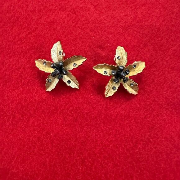 Joan Rivers Jewelry - JOAN RIVERS Stamped Vintage Desert Cactus Bloom Earrings